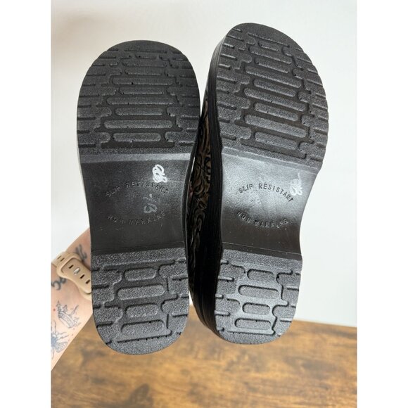 Women's Easy Works by Easy Street Laurie Slip-Resistant Shoe - Size 7.5 - Picture 5 of 7